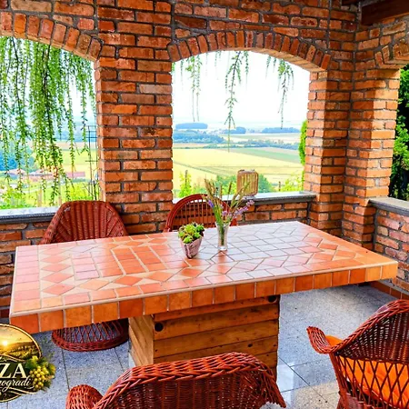 Oaza Med Vinogradi - Popoln Oddih V Objemu Narave Gorišnica